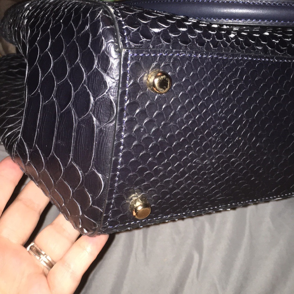 Coach leather embossed snake tote bag - Picture 4 of 7